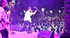 Foto de la galería: Junto al público colmado y sus grandes éxitos, Coti cerró una noche a puro show en Posadas