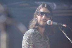 Foto de la galería: Junto al público colmado y sus grandes éxitos, Coti cerró una noche a puro show en Posadas