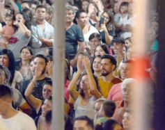 Foto de la galería: Junto al público colmado y sus grandes éxitos, Coti cerró una noche a puro show en Posadas
