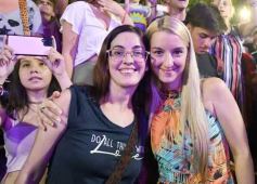 Foto de la galería: Junto al público colmado y sus grandes éxitos, Coti cerró una noche a puro show en Posadas