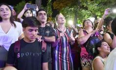 Foto de la galería: Junto al público colmado y sus grandes éxitos, Coti cerró una noche a puro show en Posadas