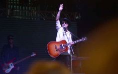 Foto de la galería: Junto al público colmado y sus grandes éxitos, Coti cerró una noche a puro show en Posadas