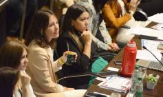 Foto de la galería: Parlamento de la Mujer 2023: las misioneras votaron y marcaron la agenda en el recinto 