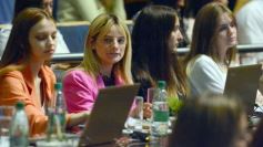 Foto de la galería: Parlamento de la Mujer 2023: las misioneras votaron y marcaron la agenda en el recinto 