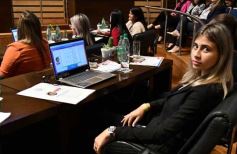 Foto de la galería: Parlamento de la Mujer 2023: las misioneras votaron y marcaron la agenda en el recinto 