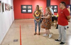 Foto de la galería: 40 años, 40 obras: la fotógrafa Malena Oudín presentó una especial muestra en el Juan Yaparí