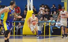 Foto de la galería: Federal de Básquet: con lo mejor del juego posadeño en la cancha, el clásico fue del Oriental