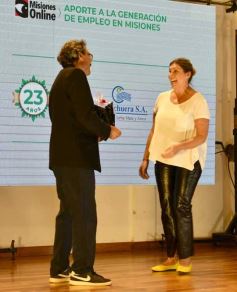 Foto de la galería: 23° Aniversario de Misiones Online: homenajes y emoción fueron parte de la gala de celebración