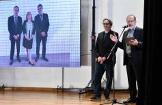 Foto de la galería: 23° Aniversario de Misiones Online: homenajes y emoción fueron parte de la gala de celebración