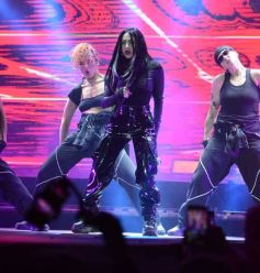 Foto de la galería: Con un show estelar y la euforia de miles, Nicki Nicole deslumbró en la capital misionera