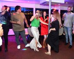 Foto de la galería: Con el Paraná de fondo: el Catamarán fue el lugar elegido para una noche de cumple y celebración