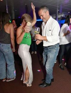 Foto de la galería: Con el Paraná de fondo: el Catamarán fue el lugar elegido para una noche de cumple y celebración