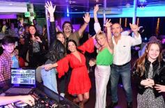 Foto de la galería: Con el Paraná de fondo: el Catamarán fue el lugar elegido para una noche de cumple y celebración