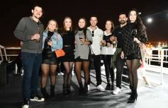 Foto de la galería: Con el Paraná de fondo: el Catamarán fue el lugar elegido para una noche de cumple y celebración