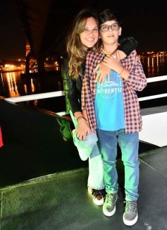 Foto de la galería: Con el Paraná de fondo: el Catamarán fue el lugar elegido para una noche de cumple y celebración