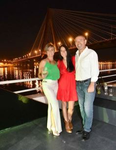 Foto de la galería: Con el Paraná de fondo: el Catamarán fue el lugar elegido para una noche de cumple y celebración