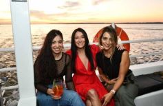 Foto de la galería: Con el Paraná de fondo: el Catamarán fue el lugar elegido para una noche de cumple y celebración