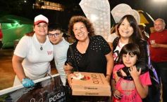 Foto de la galería: 5000 pizzas solidarias pusieron el marco para ayudar, compartir y celebrar en la ciudad capital