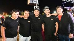 Foto de la galería: 5000 pizzas solidarias pusieron el marco para ayudar, compartir y celebrar en la ciudad capital