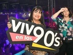 Foto de la galería: Con la pista prendida, los noventosos tuvieron otra noche de fiesta en la ciudad capital