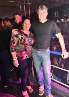 Foto de la galería: Con la pista prendida, los noventosos tuvieron otra noche de fiesta en la ciudad capital