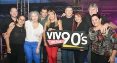 Foto de la galería: Con la pista prendida, los noventosos tuvieron otra noche de fiesta en la ciudad capital