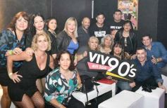 Foto de la galería: Con la pista prendida, los noventosos tuvieron otra noche de fiesta en la ciudad capital