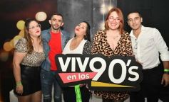 Foto de la galería: Con la pista prendida, los noventosos tuvieron otra noche de fiesta en la ciudad capital