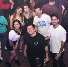 Foto de la galería: Con la pista prendida, los noventosos tuvieron otra noche de fiesta en la ciudad capital