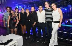 Foto de la galería: Con la pista prendida, los noventosos tuvieron otra noche de fiesta en la ciudad capital