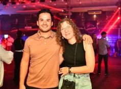 Foto de la galería: Con la pista prendida, los noventosos tuvieron otra noche de fiesta en la ciudad capital