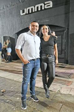 Foto de la galería: Con la pista prendida, los noventosos tuvieron otra noche de fiesta en la ciudad capital