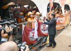 Foto de la galería: Apertura de Sesiones: otras postales que dejó el 1ero de Mayo en la Legislatura