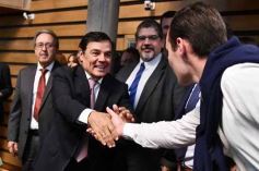 Foto de la galería: Apertura de Sesiones: otras postales que dejó el 1ero de Mayo en la Legislatura