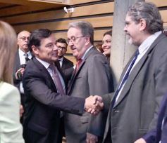 Foto de la galería: Apertura de Sesiones: otras postales que dejó el 1ero de Mayo en la Legislatura