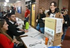 Foto de la galería: Con gran concurrencia, los misioneros volvieron a las urnas y renovaron autoridades