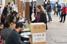 Foto de la galería: Con gran concurrencia, los misioneros volvieron a las urnas y renovaron autoridades
