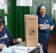 Foto de la galería: Con gran concurrencia, los misioneros volvieron a las urnas y renovaron autoridades