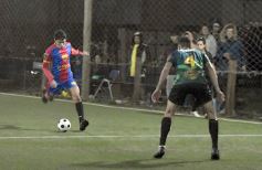 Foto de la galería: Copa Güembé: festejo azulgrana en la final del 5to Torneo de Fútbol 5 de Miguel Lanús