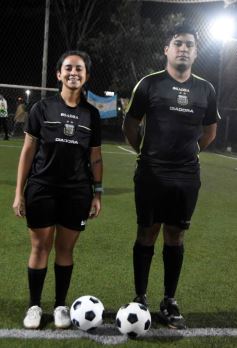 Foto de la galería: Copa Güembé: festejo azulgrana en la final del 5to Torneo de Fútbol 5 de Miguel Lanús
