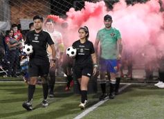 Foto de la galería: Copa Güembé: festejo azulgrana en la final del 5to Torneo de Fútbol 5 de Miguel Lanús