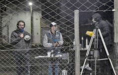 Foto de la galería: Copa Güembé: festejo azulgrana en la final del 5to Torneo de Fútbol 5 de Miguel Lanús