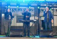 Foto de la galería: El Chamarap de Canal 12 abrió peña y baile en el Paseo La Terminal