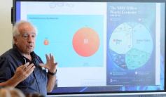 Sixto Fotografías. Sociedad. Educación - Los polímatas y el reformateo docente en la era del Chat GPT: charla de Alejandro Piscitelli en Posadas