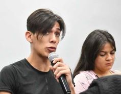 Foto de la galería: Memoria visual de la Argentina de los últimos 40 años: lo que dejó la visita de Eduardo Longoni en Posadas