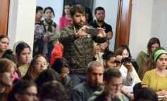 Foto de la galería: Memoria visual de la Argentina de los últimos 40 años: lo que dejó la visita de Eduardo Longoni en Posadas
