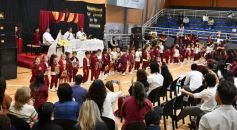 Foto de la galería: Con Misa y consagración a la Virgen, la Madre de la Misericordia celebró su día