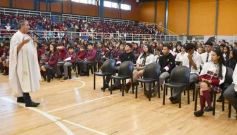 Foto de la galería: Con Misa y consagración a la Virgen, la Madre de la Misericordia celebró su día