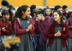 Foto de la galería: Con Misa y consagración a la Virgen, la Madre de la Misericordia celebró su día