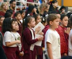 Foto de la galería: Con Misa y consagración a la Virgen, la Madre de la Misericordia celebró su día